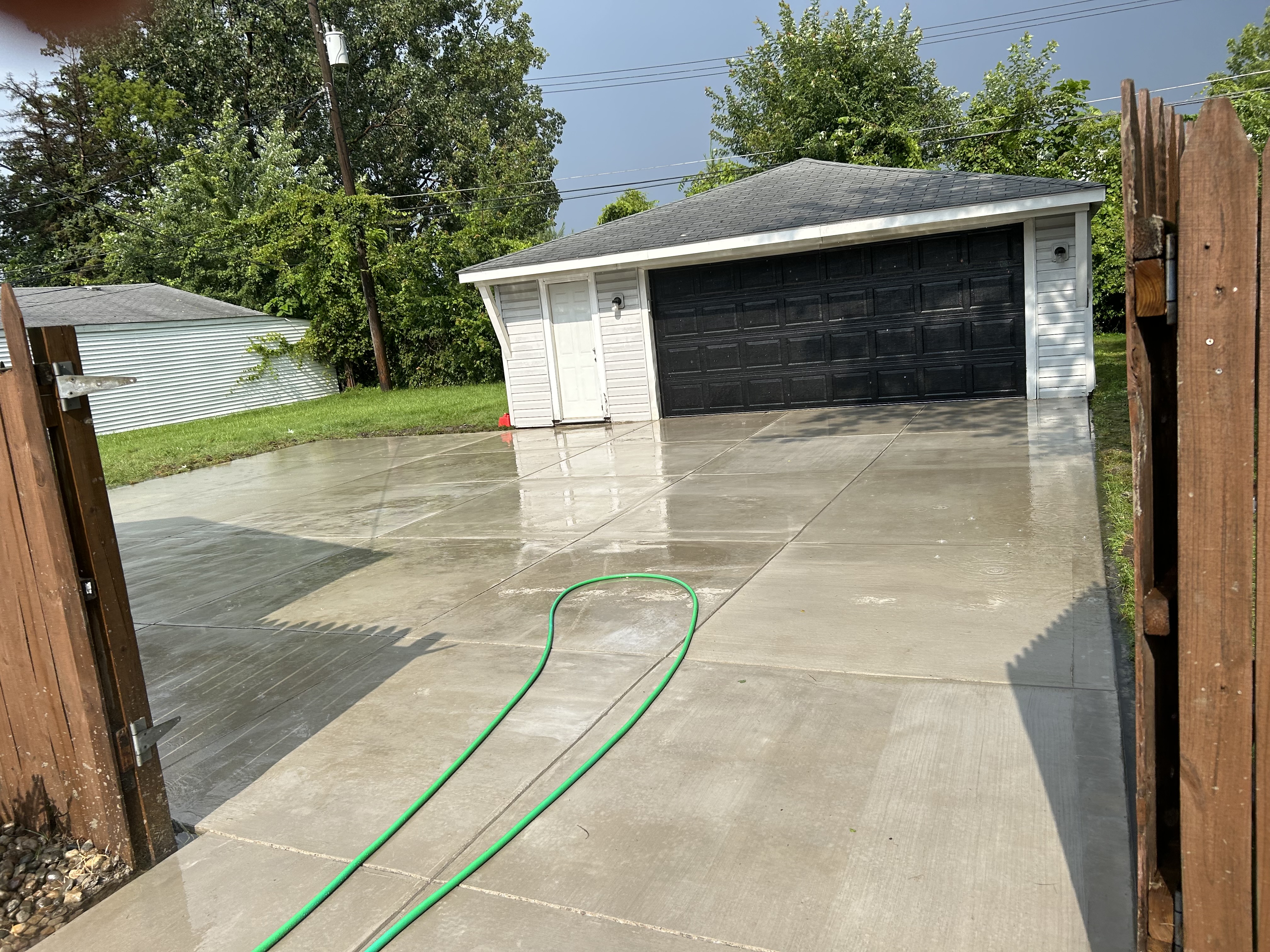Concrete driveway tear-out and replacement