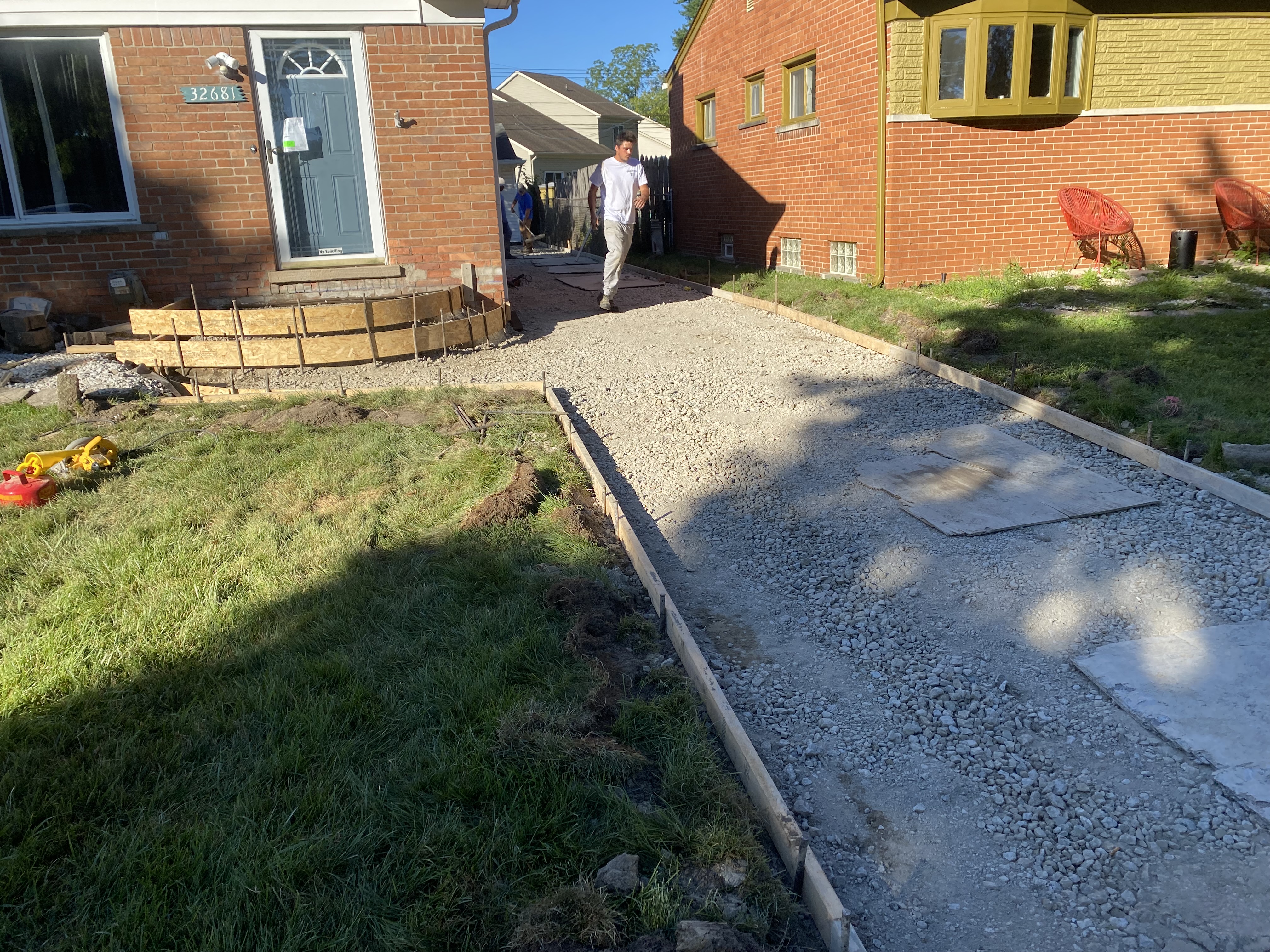 Concrete driveway replacement in Redford MI