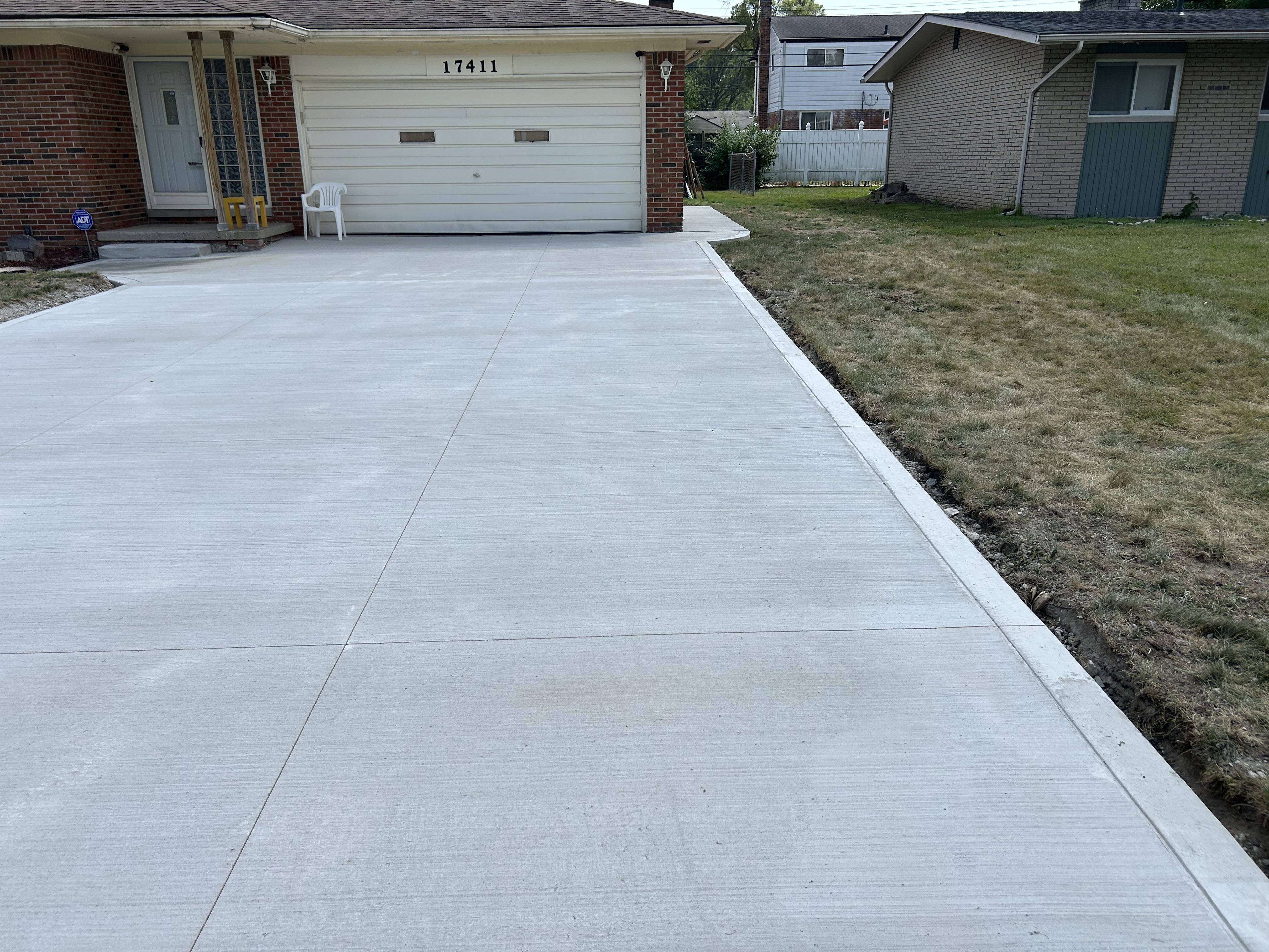 Completed concrete driveway replacement in Southfield Michigan